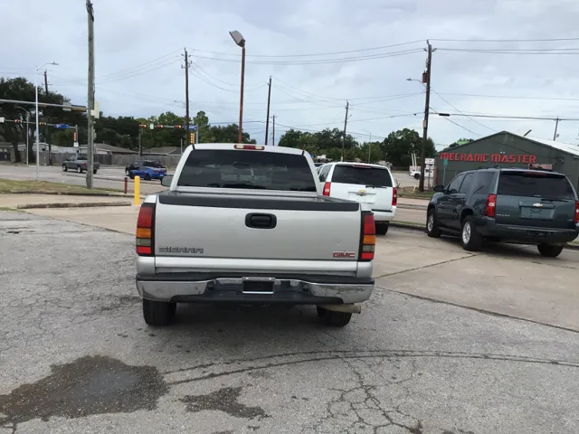 2004 GMC Sierra 1500 SLE - Photo 6