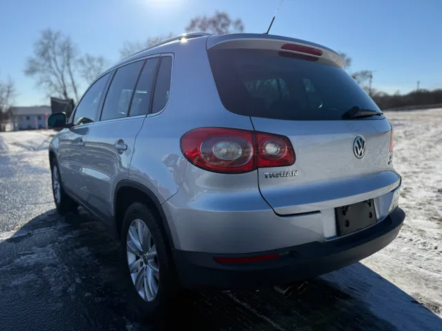 2010 Volkswagen Tiguan SEL - Photo 12