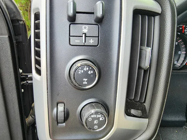2015 Gmc Sierra SLT photo 20