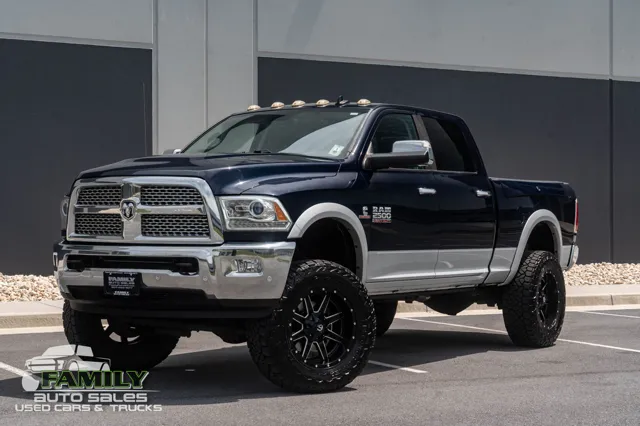 2016 RAM 2500 Laramie 4X4 Crew Cab SWB's photo