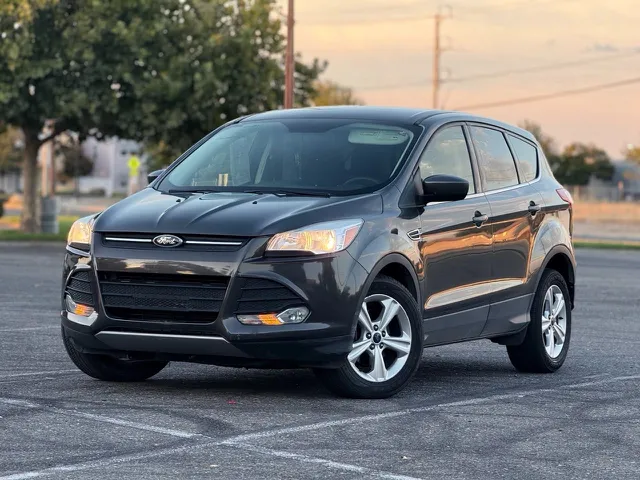 2016 Ford Escape SE's photo