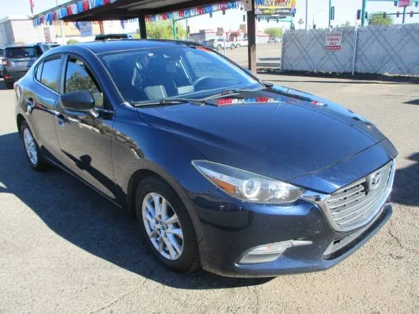 2018 Mazda Mazda3 Sport's photo