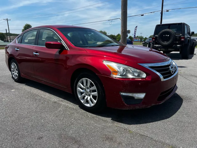 2015 Nissan Altima 2.5 S's photo