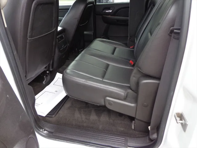 2011 GMC Sierra 3500 SLT - Photo 9