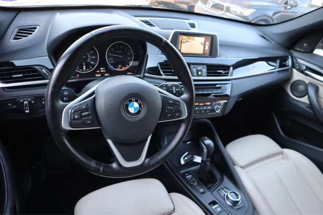 2017 BMW X1 28i - Photo 18