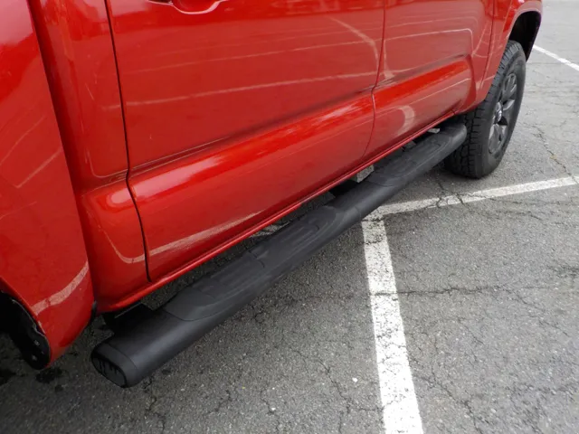 2022 Toyota Tacoma SR5 photo 9