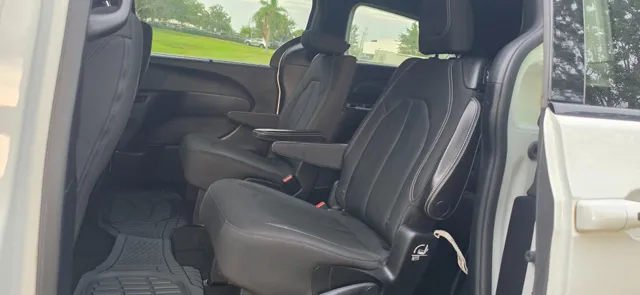 2018 Chrysler Pacifica Touring Plus - Photo 11