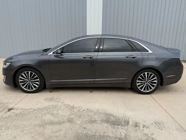 2017 Lincoln MKZ