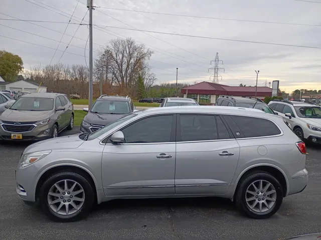 2017 Buick Enclave Leather photo 2