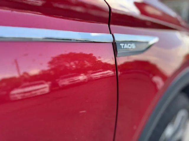 2022 Volkswagen Taos SEL - Photo 8