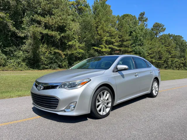 2013 Toyota Avalon's photo