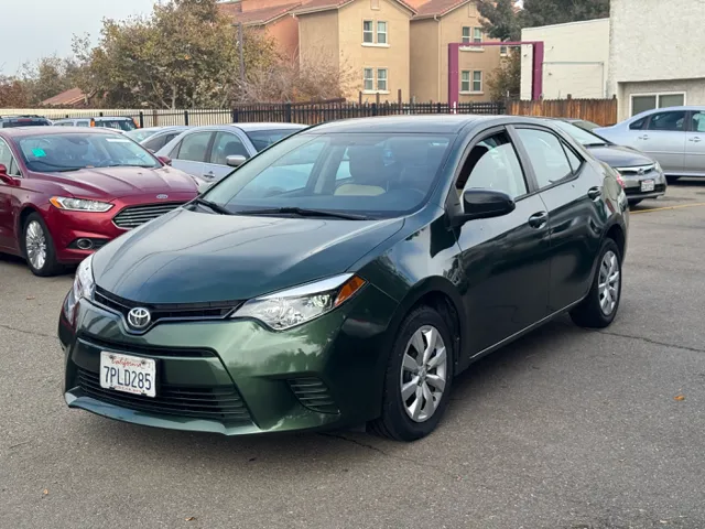 2016 Toyota Corolla LE's photo