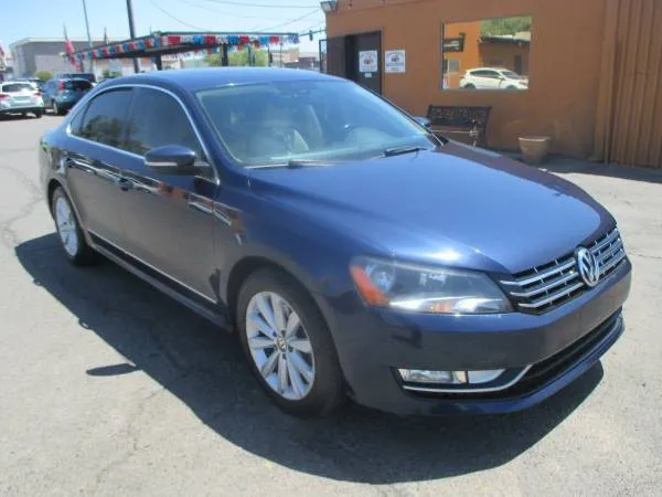 2013 Volkswagen Passat's photo