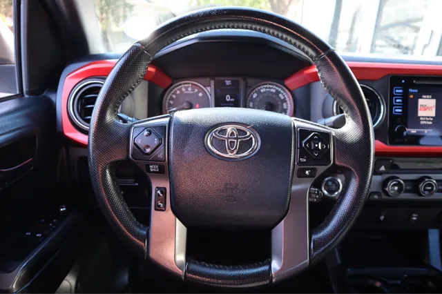 2017 Toyota Tacoma TRD Off Road - Photo 17
