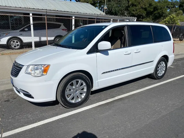 2014 Chrysler Town & Country
