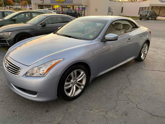 2009 INFINITI G Convertible's photo