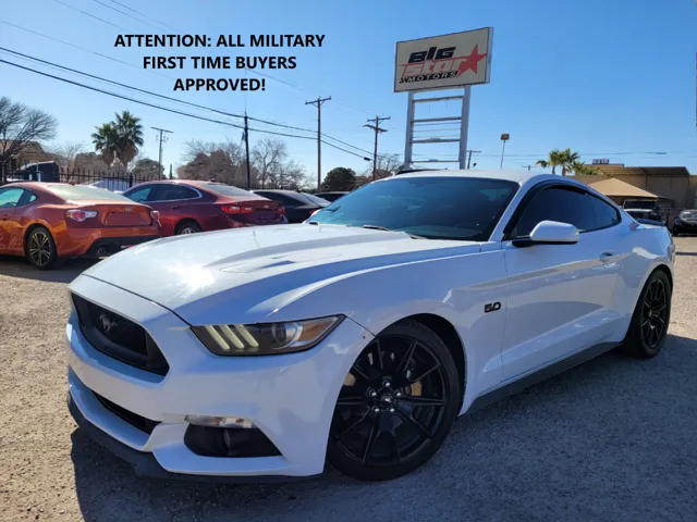 2017 Ford Mustang GT Premium's photo