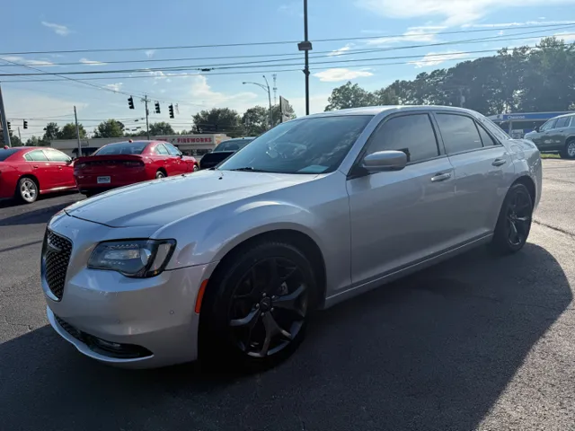 2021 Chrysler 300 S's photo