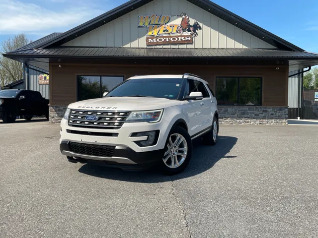 2017 Ford Explorer Limited 4WD's photo