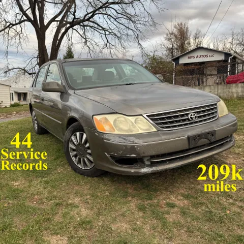 2003 Toyota Avalon XL's photo