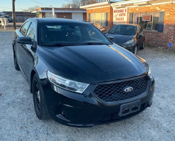 2014 Ford Taurus's photo