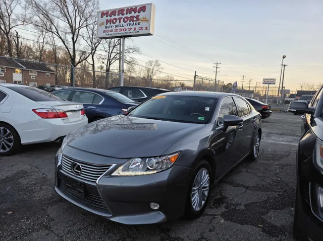 2015 Lexus ES 350's photo
