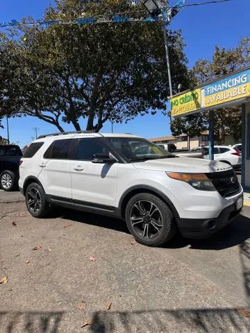 2015 Ford Explorer