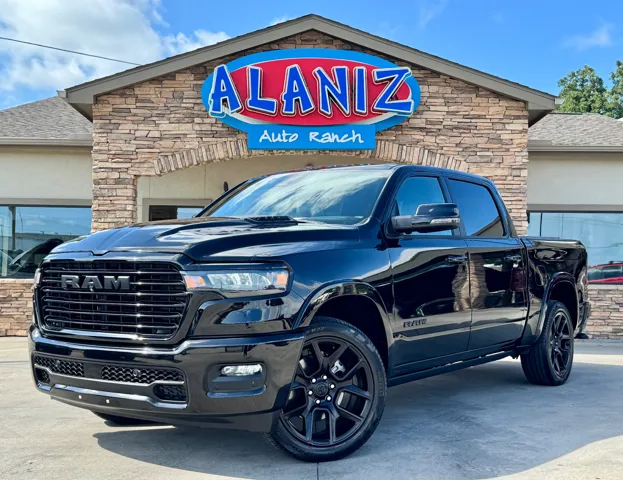 2025 RAM 1500 Laramie 4x4 Crew Cab 5'7's photo