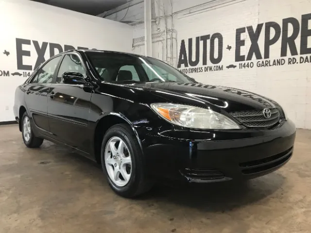 2004 Toyota Camry LE