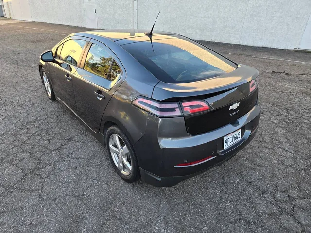 2011 Chevrolet Volt Base - Photo 13