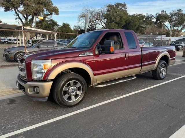 2012 Ford F-250 Super Duty Lariat's photo