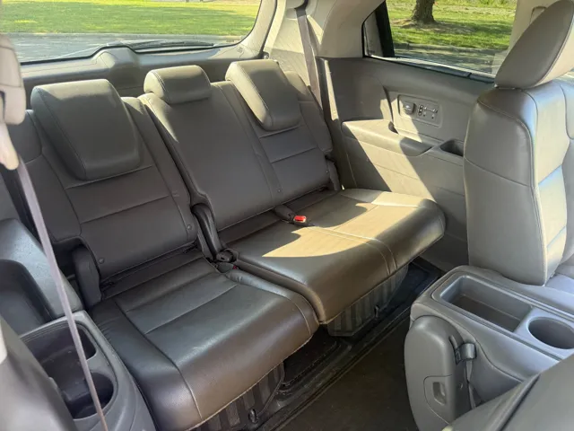 2015 Honda Odyssey EX-L - Photo 16