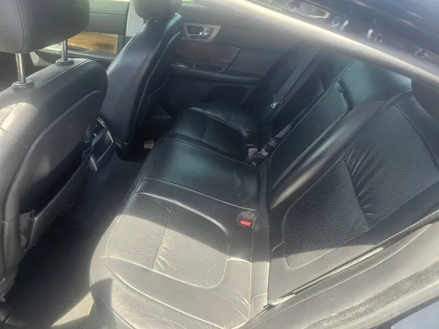 2009 Jaguar XF Supercharged - Photo 12