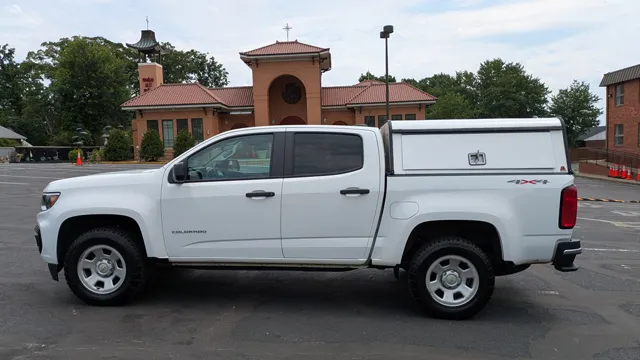 2022 Chevrolet Colorado 4WD Work Truck 4WD photo