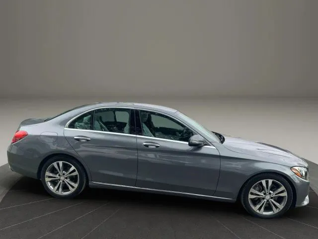 2017 Mercedes-Benz C-Class C300 - Photo 4