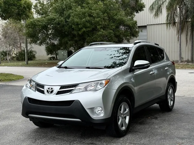 2013 Toyota RAV4 XLE
