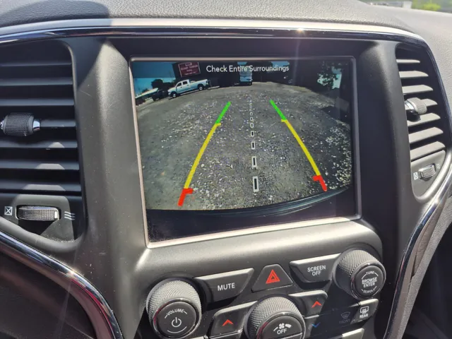 2018 Jeep Grand Cherokee Altitude - Photo 16