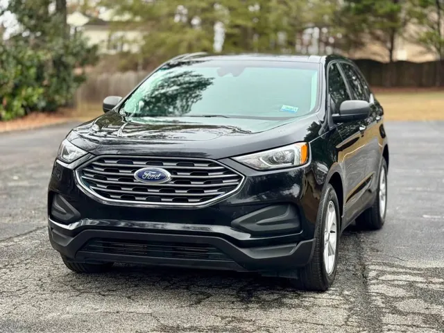 2020 Ford Edge SE's photo