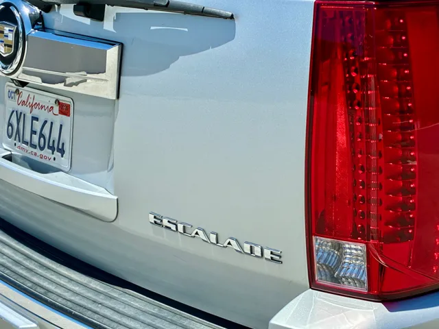 2012 Cadillac Escalade ESV Base - Photo 13