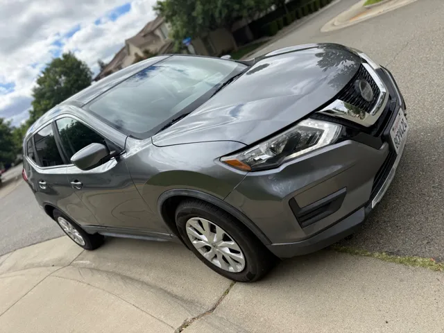 2018 Nissan Rogue S FWD's photo