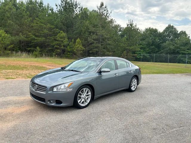 2010 Nissan Maxima 3.5 SV's photo