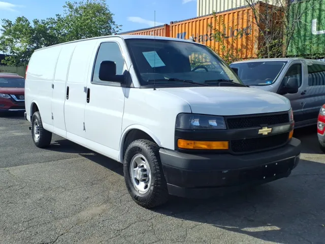 2018 Chevrolet Express 2500 Extended Work Van HD's photo