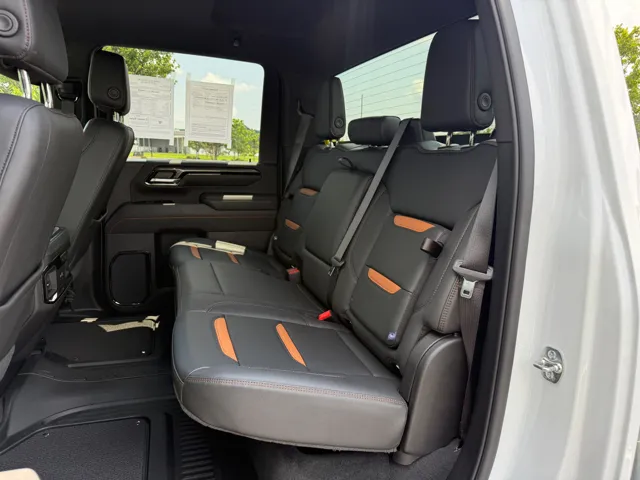 2026 GMC Sierra 2500HD AT4 - Photo 23