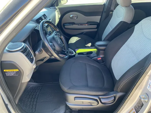 2015 Kia Soul + - Photo 8