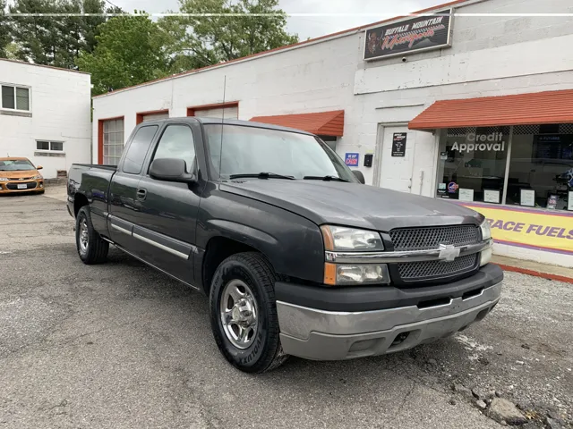 2003 Chevrolet Silverado 1500 LS Extended Cab SWB's photo