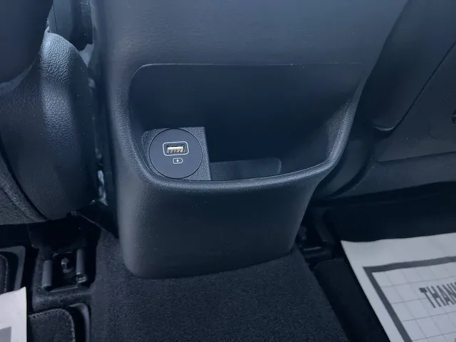 2023 Hyundai Kona Limited - Photo 21