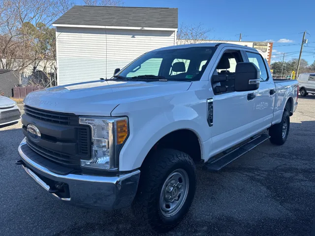 2017 Ford F-250 Super Duty XL's photo