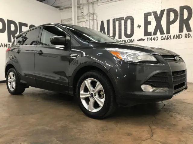 2015 Ford Escape SE FWD photo
