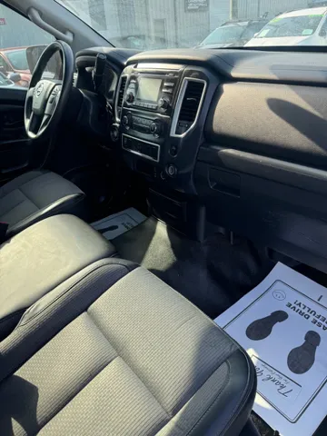 2017 Nissan Titan S - Photo 10