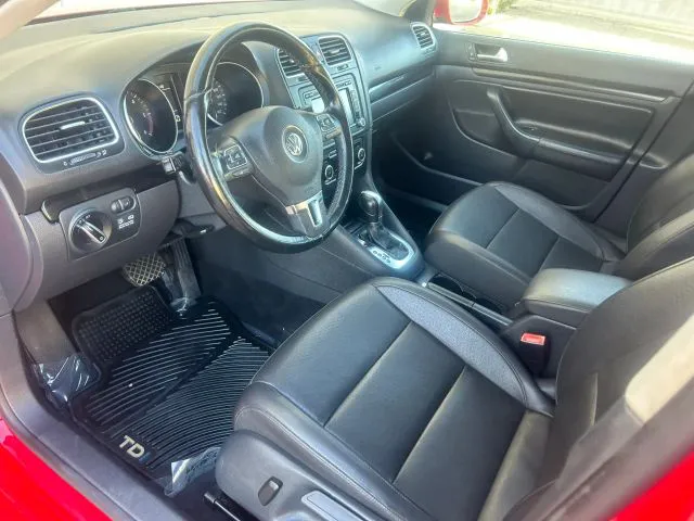 2012 Volkswagen Jetta SportWagen TDI - Photo 11
